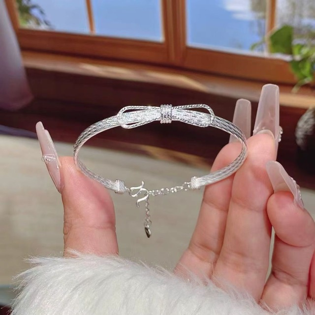 【豐銘嚴選】純銀 流光蝴蝶結軟式手環 【豐銘嚴選】純銀 流光蝴蝶結軟式手環