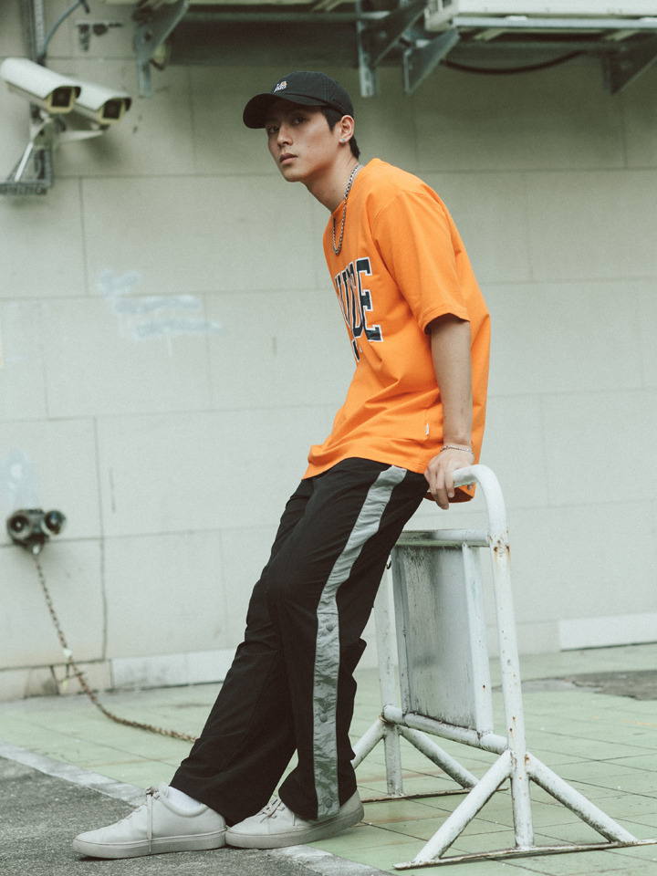 SMG ARMY 穿搭特輯/2023 SS - Varsity SMUDGE Tee