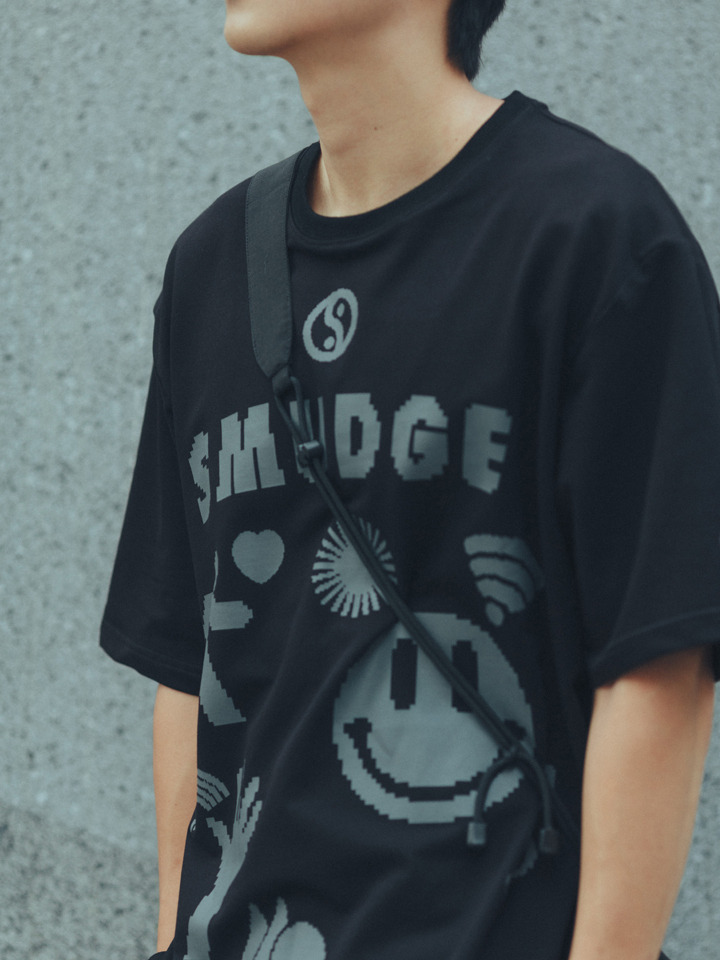 SMG ARMY 穿搭特輯/2023 SS - Glitch Print Tee