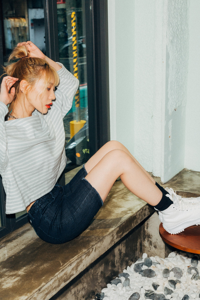 SMG ARMY 穿搭特輯/2023 SS - WMNS Acid Wash Denim Bike Shorts