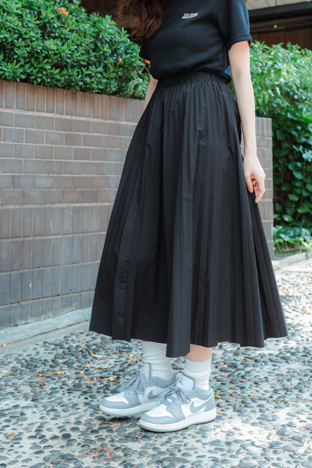 SMG ARMY 穿搭特輯/2023 SS - WMNS Pleated Skirts(Black/Khaki)