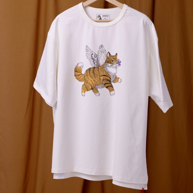 [KRNK] 飛天橘貓六本針Tee