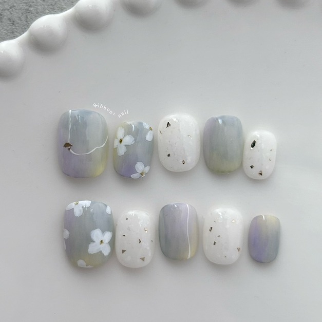 ꒰ 白花呢喃 ꒱  // 預購 純手工穿戴甲 Ribbon²