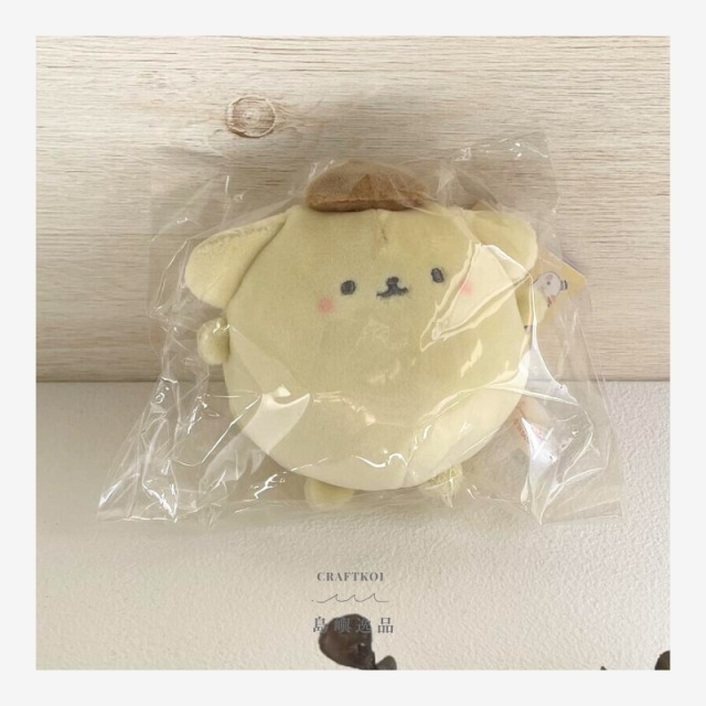 【現貨】三麗鷗 x Mochi Panda 麻糬熊貓 聯名絨毛吊飾 - 豆豆眼布丁狗
