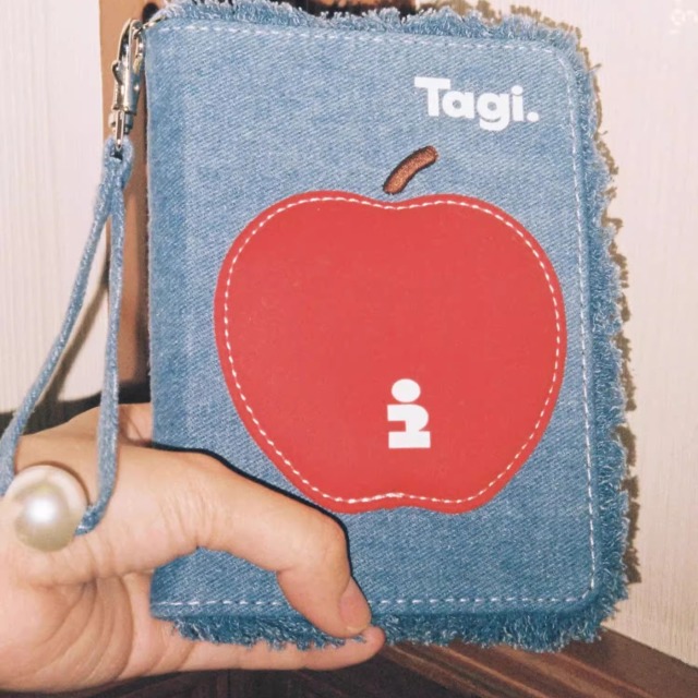 Tagi新品(蘋蘋安安)珍珠流蘇護照多功能收納包