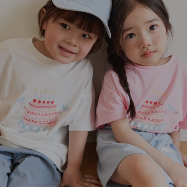 [75-120cm] 萌趣手繪感草莓蛋糕下午茶短袖T恤 #Delphinus海豚座