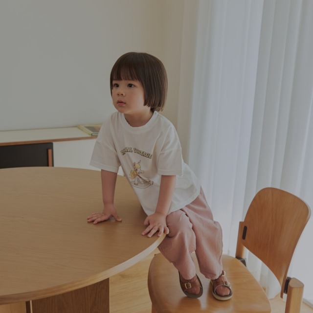 [75-120cm] 復古學院風木馬印花落肩寬鬆短袖T恤 #Delphinus海豚座