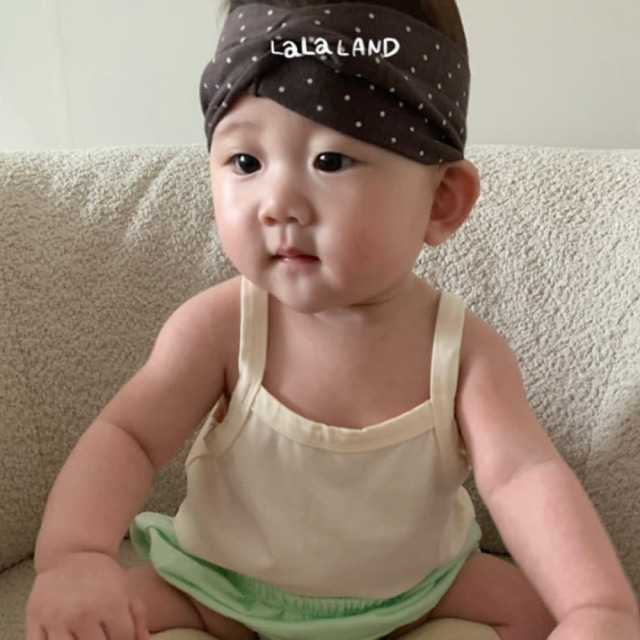 [bebe] 簡約百搭純色寬肩帶舒棉背心T恤 #Delphinus海豚座