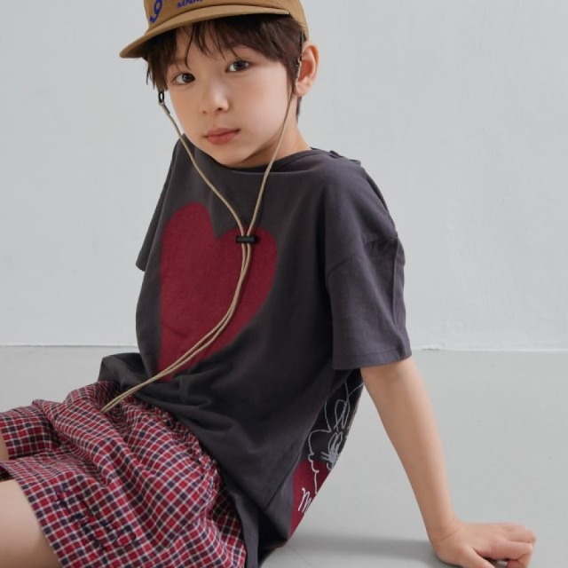 [90-138cm] 俏皮撞色大愛心短袖T恤 #Aquila天鷹座