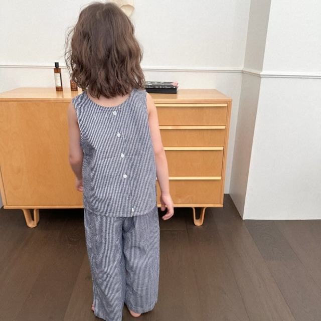 [85-130cm] 質感細條紋後扣無袖背心 #Taurus金牛座