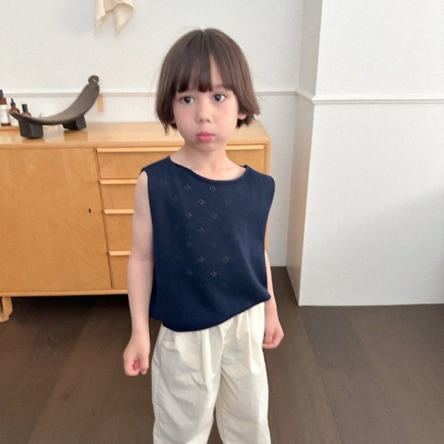 [85-130cm] 氣質小花鏤空針織背心 #Taurus金牛座