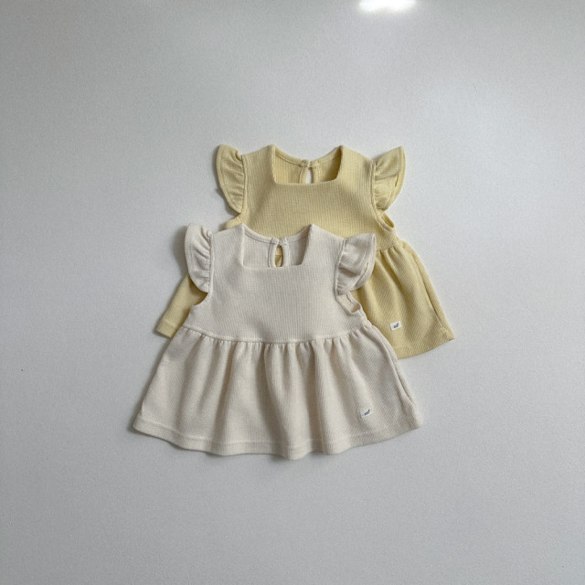 [70-110cm] 柔嫩坑條飛飛袖方領擺摺上衣 #Andromeda仙女座