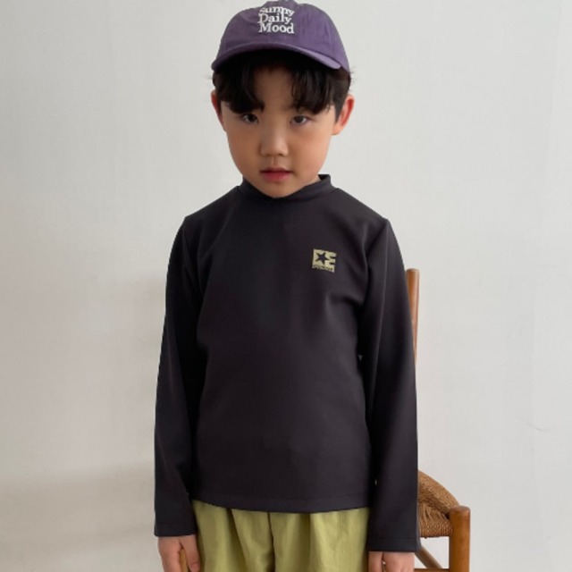 [90-155cm] 質感星標後拉鍊長袖T恤 #Crux南十字座