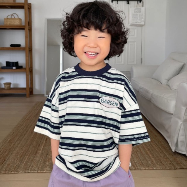 [90-155cm] 復古撞色徽章條紋T恤 #Crux南十字座 (大童)