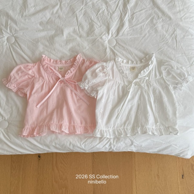 [80-130cm] 浪漫鏤空蝴蝶結領短袖上衣 #Cygnus天鵝座 (大童)