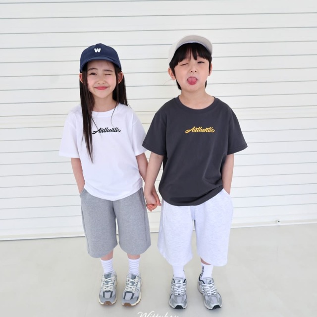 [90-165cm] 質感草寫字母短袖T恤 #Gemini雙子座