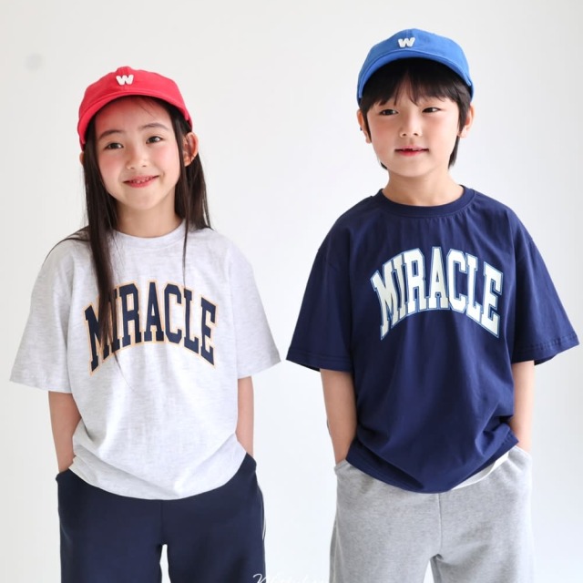 [90-165cm] 美式學院圓弧字母短袖T恤 #Gemini雙子座