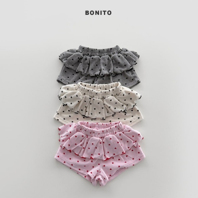 [80-125cm] 甜美感愛心印花荷葉邊短褲 #Leo獅子座 (大童)