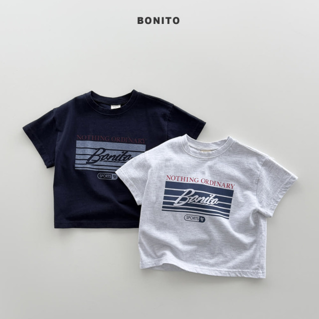 [80-125cm] 運動風感字母橫條幾何短袖T恤 #Leo獅子座