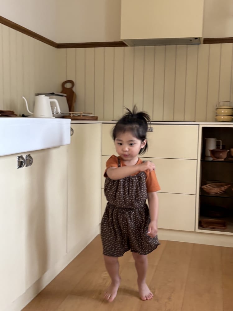 [75-125cm] 溫柔小碎花波浪邊彈性短褲 #Monoceros獨角獸座