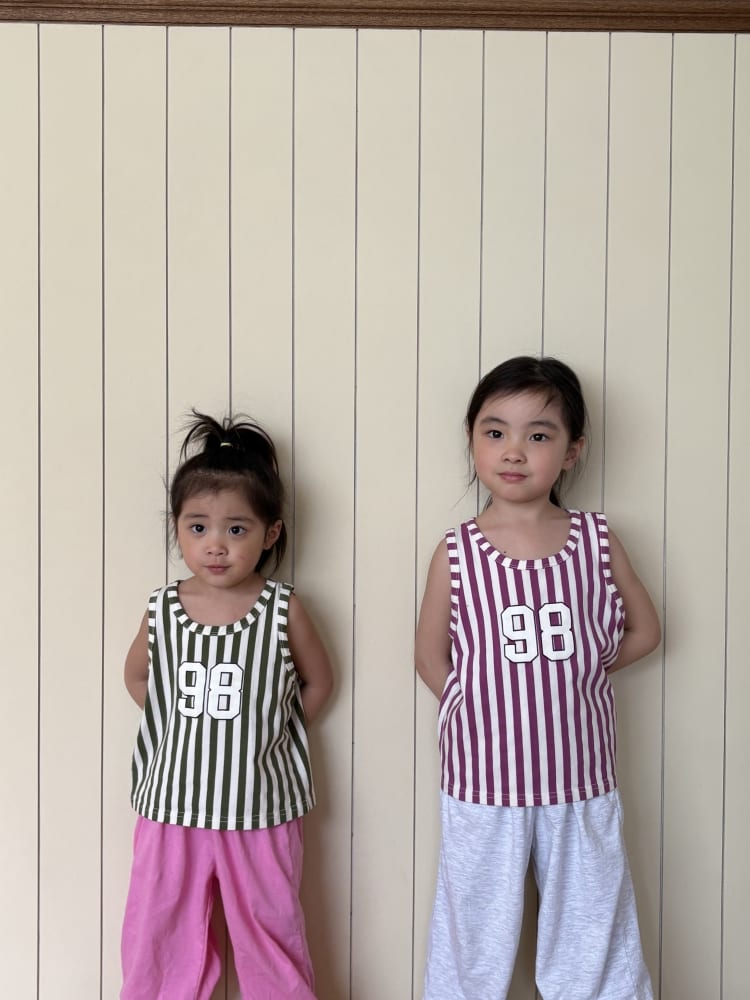 [75-125cm] 運動風98字樣條紋無袖背心 #Monoceros獨角獸座