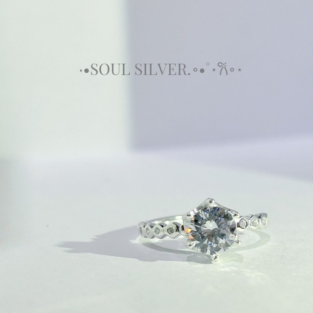 【豐銘嚴選】純銀 幾何六角環繞鑽戒 鋯石戒