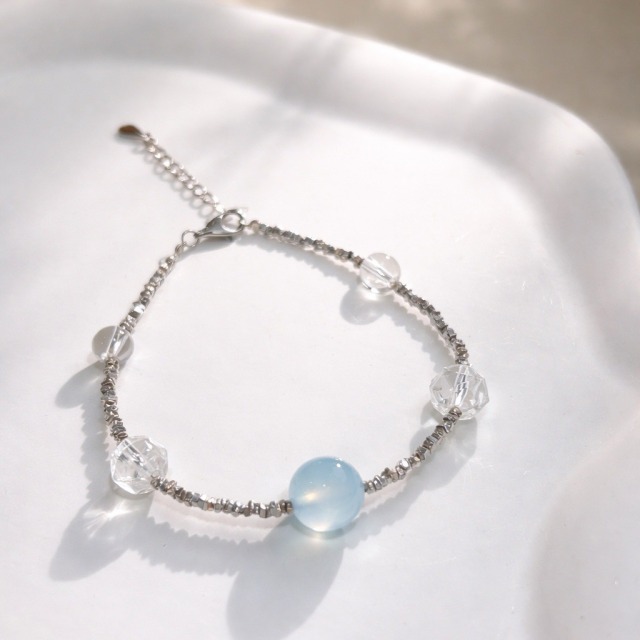 【豐銘嚴選】純銀 藍+白水晶碎銀盤纏水晶手鍊
