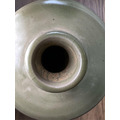 【精美高仿工藝品】仿北宋耀州窯 青瓷刻花牡丹紋帶蓋瓶 / 復古中式花器 / 茶室禪意擺件-5