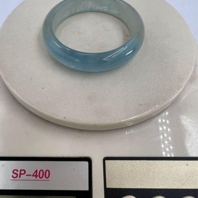絕美半壁海藍寶手鐲子天然無染色極品 手圍約18 照片為實物