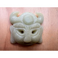 【戰神守護】仿古地方玉 蚩尤獸面珮 50mm｜太陽神圖騰 辟邪化煞 手把件 吊墜 遠古風文玩 (現貨實拍)-5