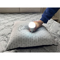 高品質石墨烯抱枕 石墨烯枕頭多用途 經燈泡能量測試含量高 限量特價 感受體驗 家人的健康不能等 石墨烯 負離子 遠紅外線-3