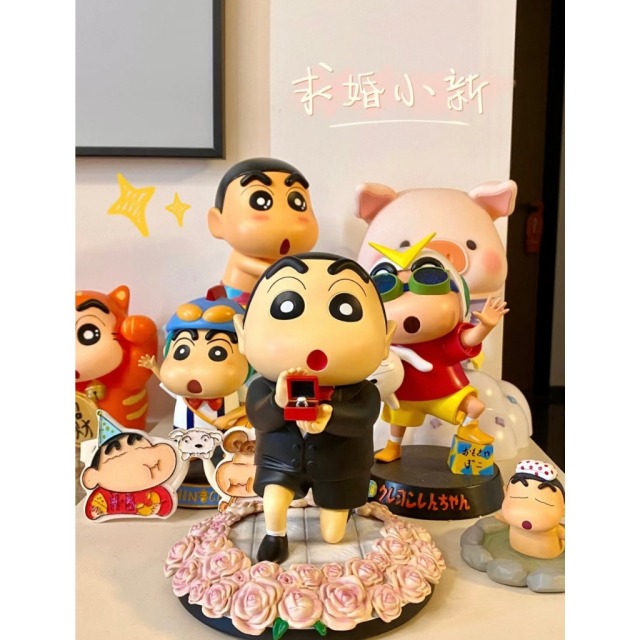 求婚蠟筆小新公仔 20公分 含鑽戒