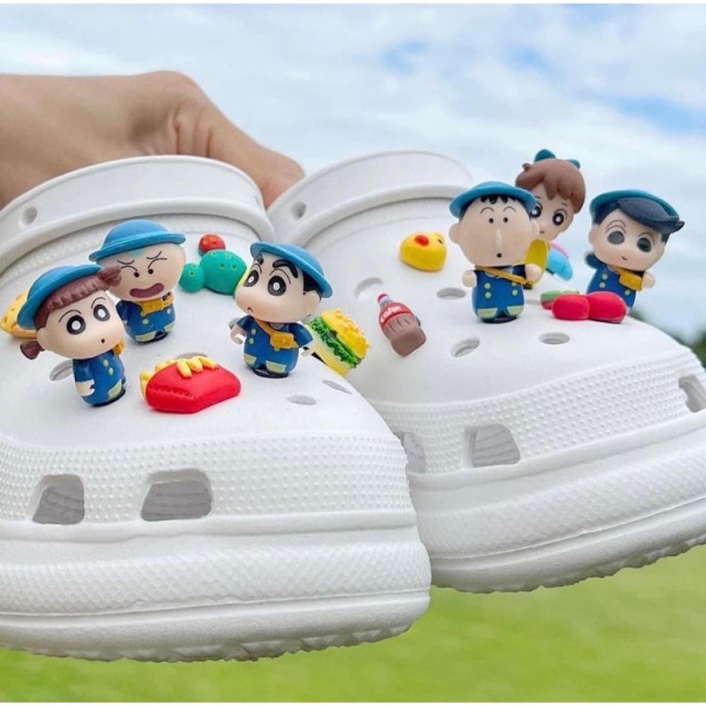 蠟筆小新鞋扣